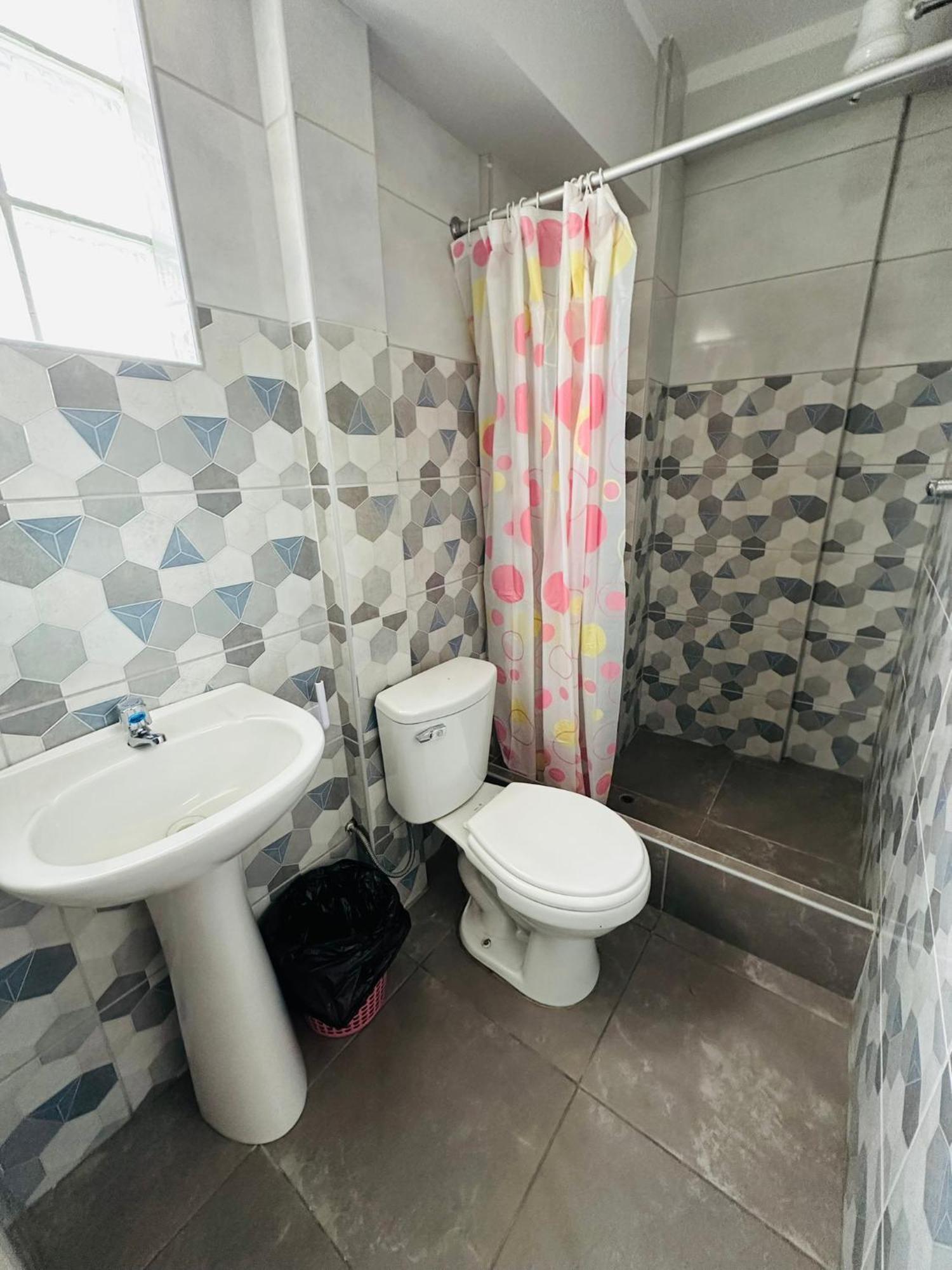 Yerupaja Mountain Hostel ワラス エクステリア 写真